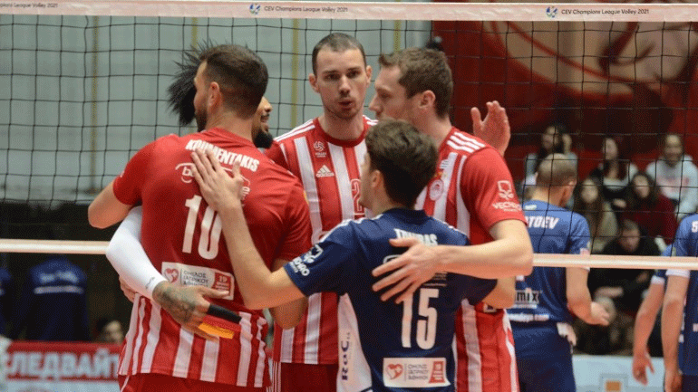 Βόλεϊ: Στα προημιτελικά του Challenge Cup ο Ολυμπιακός