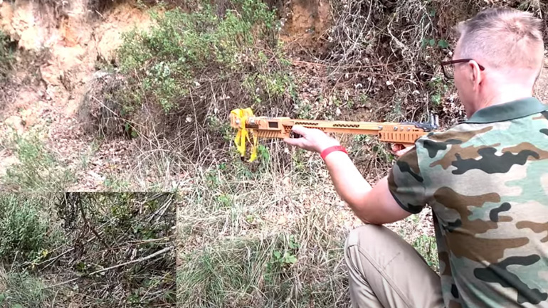 Εξελιγμένη σφεντόνα