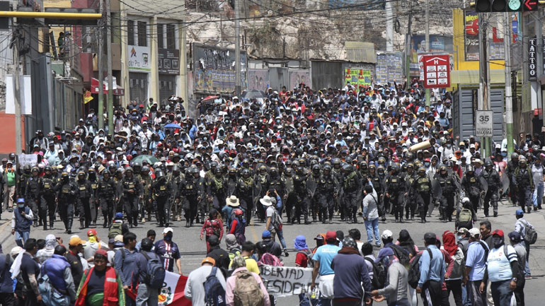 Περού: Κατάσταση εκτάκτου ανάγκης εν μέσω επεισοδιακών διαδηλώσεων