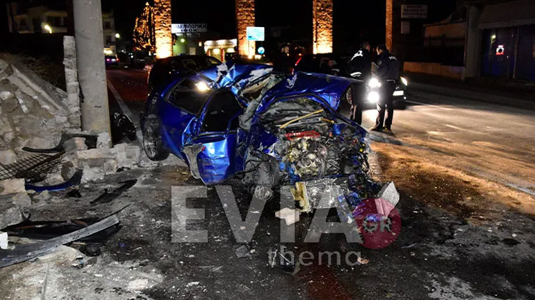 Θανατηφόρο τροχαίο με θύμα 16χρονη στη Χαλκίδα Θανατηφόρο τροχαίο με θύμα 16χρονη στη Χαλκίδα