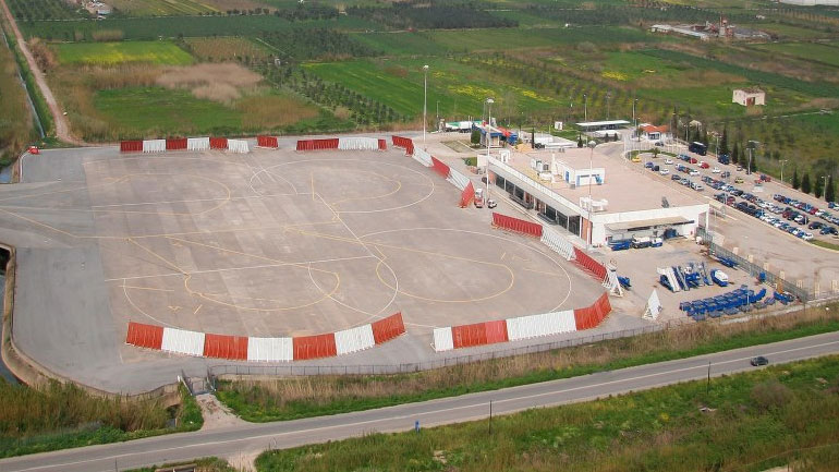 Σήμερα αναμένονται οι προσφορές για το αεροδρόμιο της Καλαμάτας