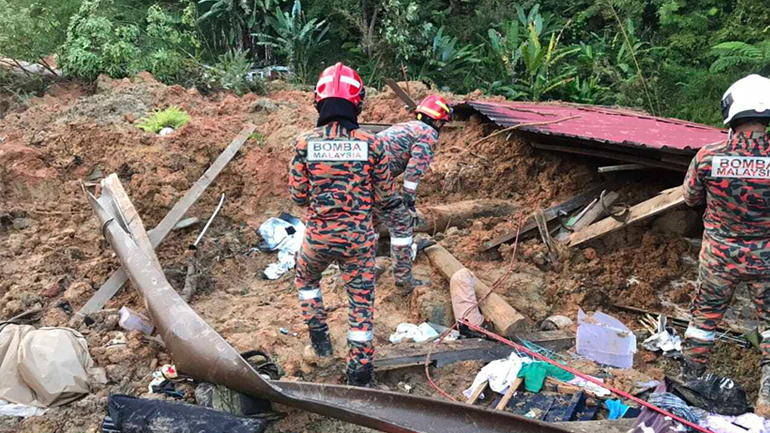 Μαλαισία: Αυξήθηκαν σε 18 οι νεκροί από την κατολίσθηση που χτύπησε κατασκήνωση