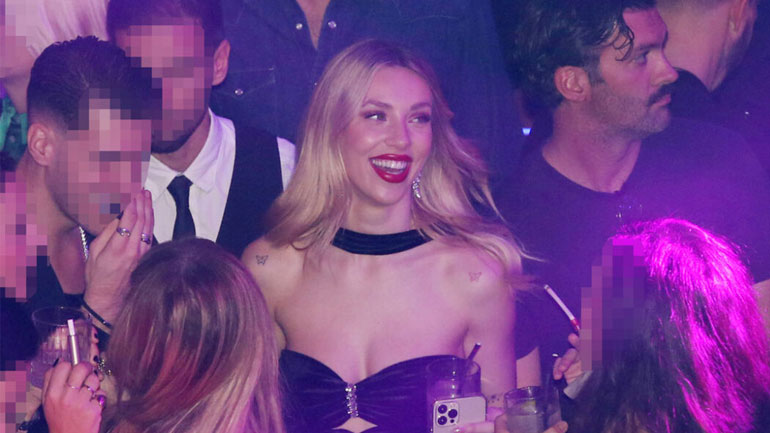 Γαρυφαλλιά Καληφώνη: Καμάρωσε τον Χρήστο Μάστορα επί σκηνής