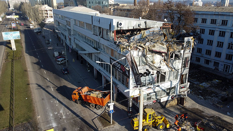 Ουκρανία: Εκρήξεις στο Κίεβο – Χτυπήματα σε υποδομές στο Χάρκοβο και στην Οδησσό