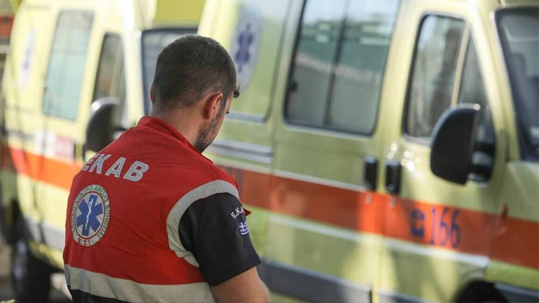 Ρέθυμνο: 30χρονη πέθανε ενώ έτρωγε με την παρέα της