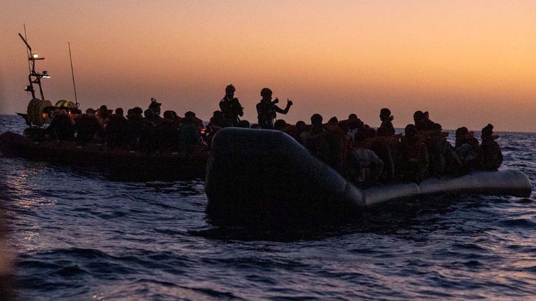 Μετανάστες: Πλοία δυο γερμανικών ΜΚΟ διασώζουν 90 ανθρώπους στην κεντρική Μεσόγειο