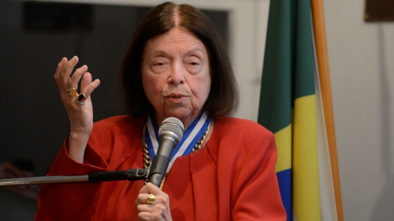 Βραζιλία: Η συγγραφέας Νέλιντα Πινιόν πέθανε στα 85 της χρόνια