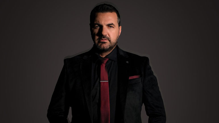 Λορέντζος Γκρέτσας: Κυκλοφόρησε η νέα του επιτυχία με τίτλο «Λάθος και Σωστό»