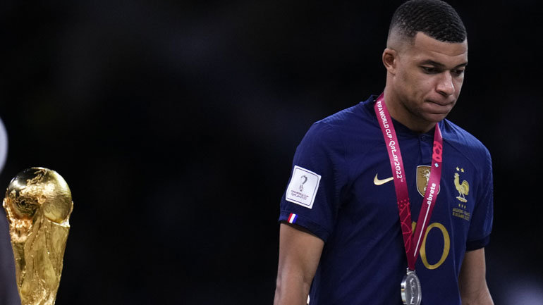 Εμπαπέ: «Θα επιστρέψουμε»