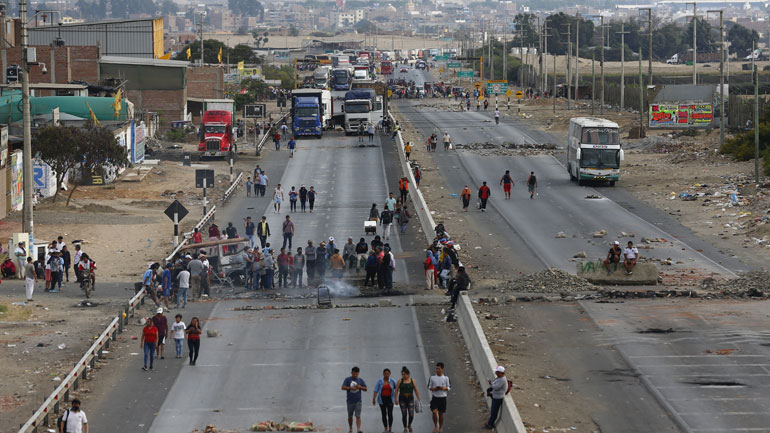 Η Χιλή έστειλε στο Περού πτήση τσάρτερ για να παραλάβει αποκλεισμένους τουρίστες