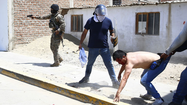 ΕΕ: Η νέα κυβέρνηση του Περού να «σέβεται πλήρως» τα ανθρώπινα δικαιώματα