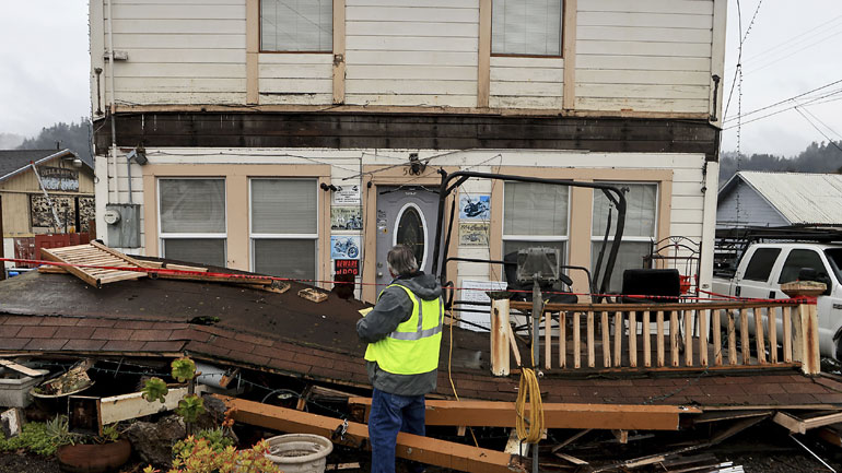 Τουλάχιστον δύο νεκροί από τον σεισμό 6,4 Ρίχτερ στην Καλιφόρνια