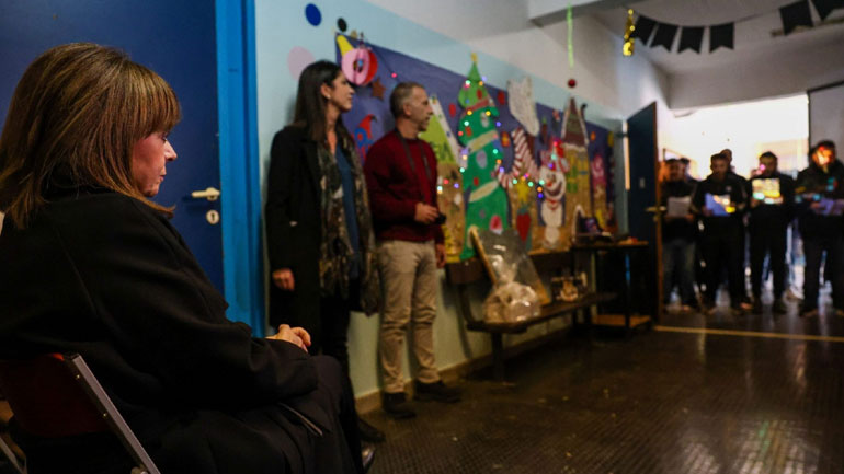 Επίσκεψη Σακελλαροπούλου στα σχολεία των φυλακών Κορυδαλλού