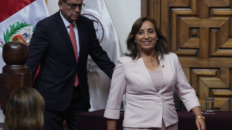 Περού: Persona non grata ο πρέσβης του Μεξικού