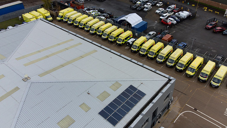 Μ. Βρετανία: Μαζική απεργία των πληρωμάτων των ασθενοφόρων