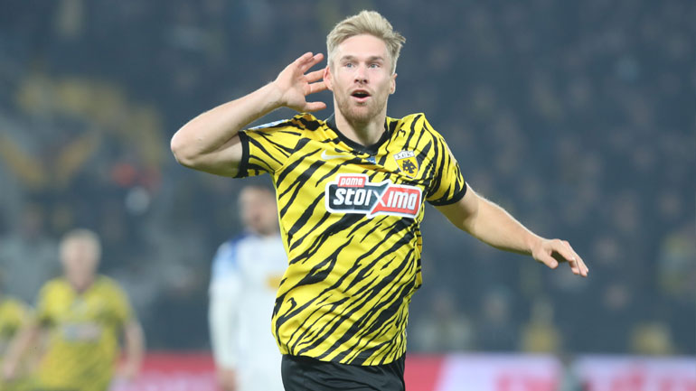 Έσπασε την «κατάρα» των Χριστουγέννων ο Φαν Βέερτ, 3-0 η ΑΕΚ τη Λαμία