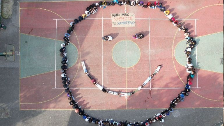 Κέρκυρα: Μαθητές αντιδρούν στο κλείσιμο του σπιτιού του «Χαμόγελου» στους Μαγουλάδες