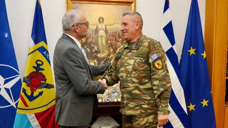 Συνάντηση του Αρχηγού ΓΕΕΘΑ με τον Πρέσβη του Ισραήλ στην Ελλάδα Συνάντηση του Αρχηγού ΓΕΕΘΑ με τον Πρέσβη του Ισραήλ στην Ελλάδα