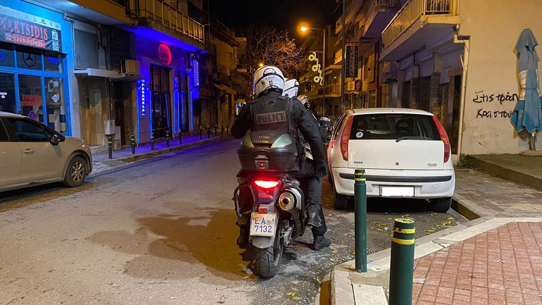 Θεσσαλονίκη: Νεαρός προσπάθησε να ληστέψει ηλικιωμένη σε ATM