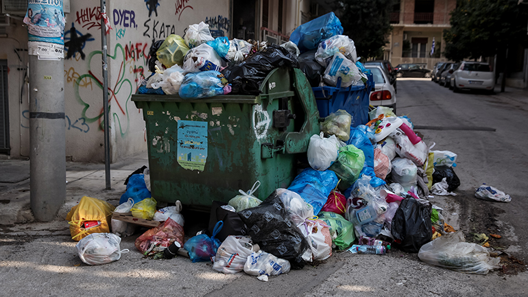 Ρεκόρ… σκουπιδιών το τριήμερο των Χριστουγέννων στη Θεσσαλονίκη