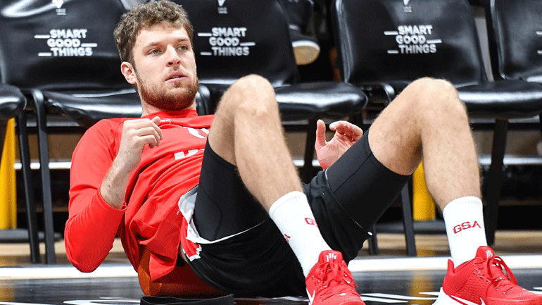 Ολυμπιακός: Εκτός προπόνησης ο Βεζένκοφ, αμφίβολος εν όψει του Παναθηναϊκού