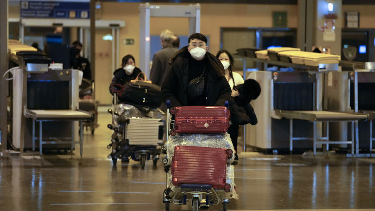 ΠΟΥ: Κατανόηση για τα μέτρα που λαμβάνουν πολλές χώρες για τους ταξιδιώτες από την Κίνα