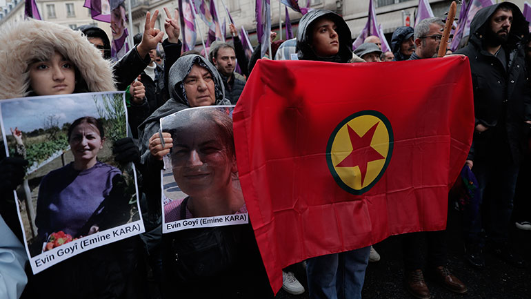 Η Τουρκία καταδικάζει την συμμετοχή Γάλλων πολιτικών στις διαδηλώσεις των Κούρδων