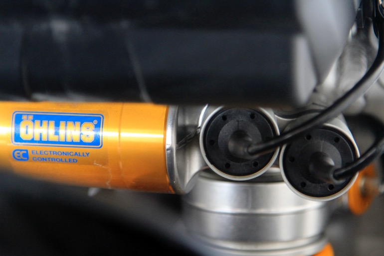 Οι ημι-ενεργητικές αναρτήσεις είναι ένα καλό βοήθημα στην πίστα