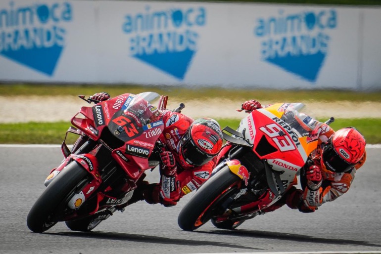 O Pecco Bagnaia έκανε τη μεγαλύτερη ανατροπή της ιστορίας! O Marquez απλά τον παρακολουθούσε...