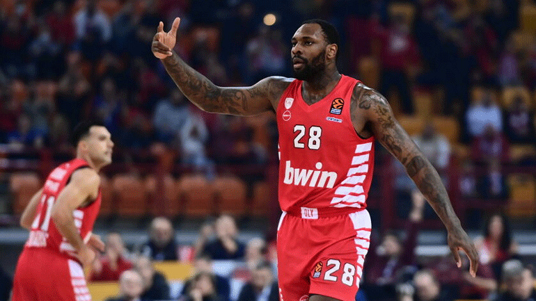 Παραμένει στον Ολυμπιακό ο Μπλακ