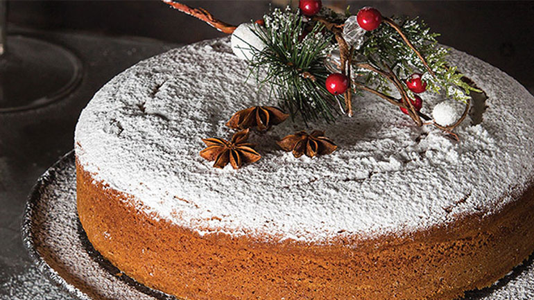 Η ιστορία της βασιλόπιτας: Γιατί βάζουμε φλουρί και τι συμβολίζει;