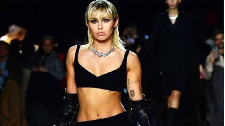 Νέο τραγούδι για τη Μάιλι Σάιρους!