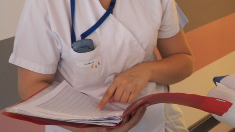 Ποιοι παράγοντες επηρεάζουν τις προτιμήσεις των διεμφυλικών ασθενών για τη χειρουργική τεχνική αποκατάστασης του πέους;