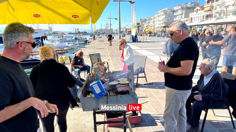 Πρωτοχρονιά σαν … Πάσχα με σούβλες και αρνιά στο Λιμάνι Καλαμάτας! Πρωτοχρονιά σαν … Πάσχα με σούβλες και αρνιά στο Λιμάνι Καλαμάτας!