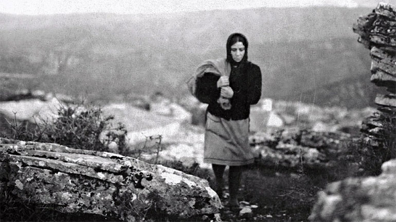 «Αναπαράσταση»: Το αριστούργημα του Θόδωρου Αγγελόπουλου σε επανέκδοση