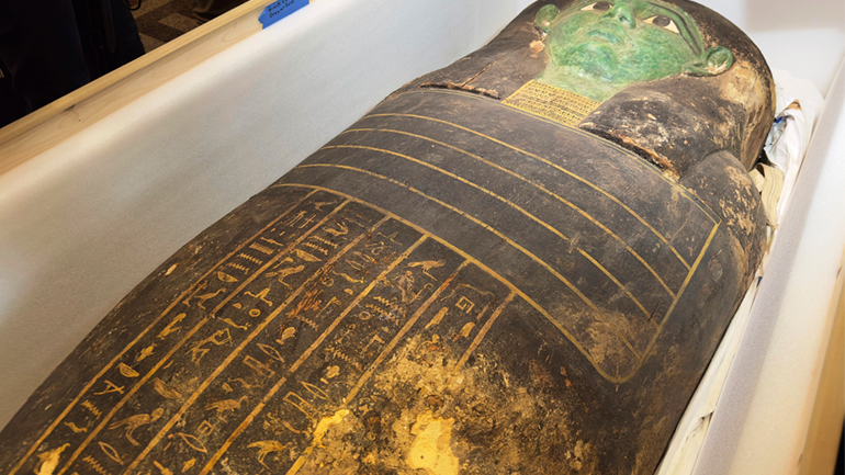 Μια σαρκοφάγος που είχε πουληθεί παράνομα στο εξωτερικό επέστρεψε στο Κάιρο