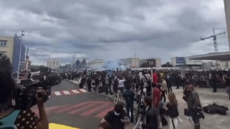 Γνώρισε την αποθέωση στο Παρίσι ο Μέσι Γνώρισε την αποθέωση στο Παρίσι ο Μέσι