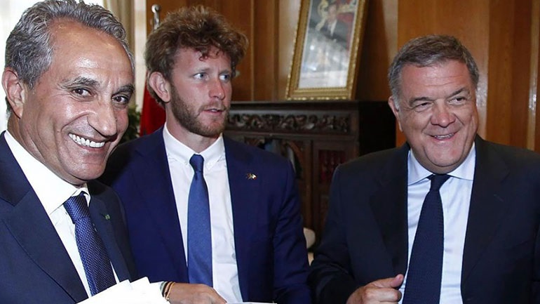 Τον τρόπο δράσης των Παντσέρι και Τζόρτζι στο «MoroccoGate» περιγράφει η εφημερίδα De Standaard