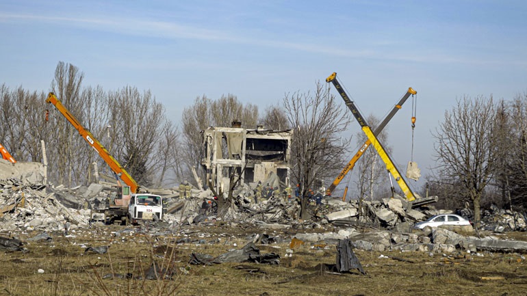 H χρήση των κινητών τηλεφώνων από τους Ρώσους στρατιώτες ευθύνεται για το μακελειό στη Μακίιβκα