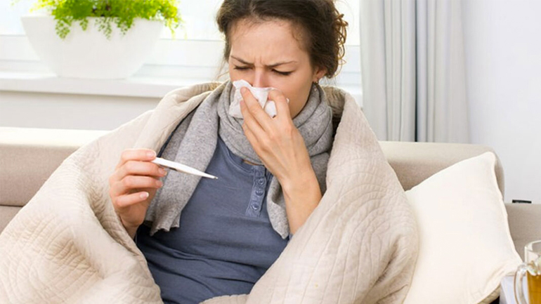 Γρίπη ή Κορωνοϊός; Πώς ξεχωρίζουμε από τι νοσούμε