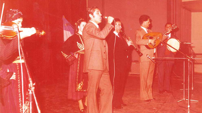 Στέλιος Μπέλλος: Πέθανε ο ερμηνευτής και δάσκαλος της παραδοσιακής μουσικής