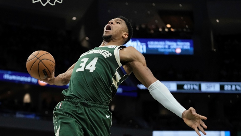 Ο Giannis «δημιουργεί τέχνη» γράφοντας ιστορία – Μπουντενχόλζερ: «Δύσκολο να τον περιγράψεις»