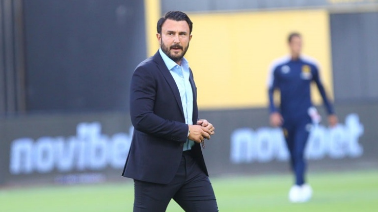 ΕΠΟ: Πειθαρχική δίωξη στον Θόδωρο Καρυπίδη