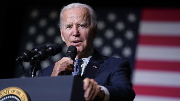 Μπάιντεν: Εξετάζεται η αποστολή τεθωρακισμένων οχημάτων μάχης Bradley στο Κίεβο Μπάιντεν: Εξετάζεται η αποστολή τεθωρακισμένων οχημάτων μάχης Bradley στο Κίεβο