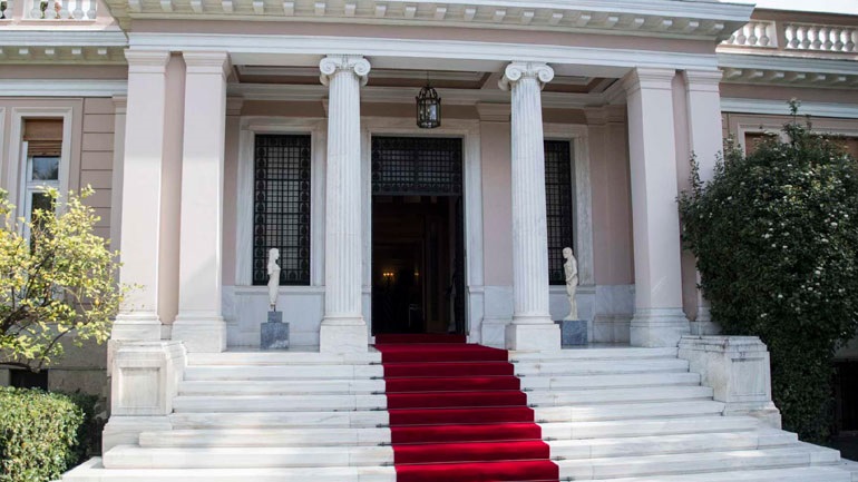 Έκτακτη σύσκεψη στο Mέγαρο Μαξίμου για τον κορωνοϊό