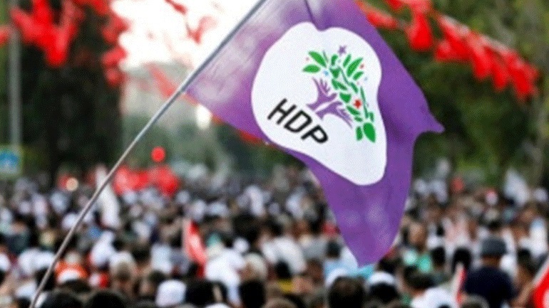 Τουρκία: Το Συνταγματικό Δικαστήριο μπλοκάρει τους λογαριασμούς του φιλοκουρδικού HDP