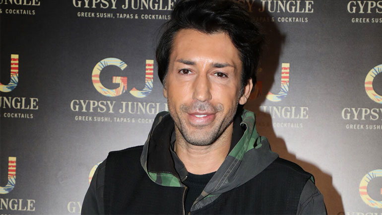 Κωνσταντίνος Εμμανουήλ: Απαντά στις κατηγορίες για ξυλοδαρμό της συντρόφου του