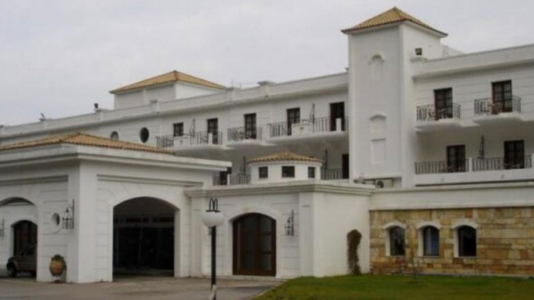 ΤΑΙΠΕΔ: Σε κοινοπραξία το ακινήτο «Λουτρόπολη Καμένων Βούρλων»