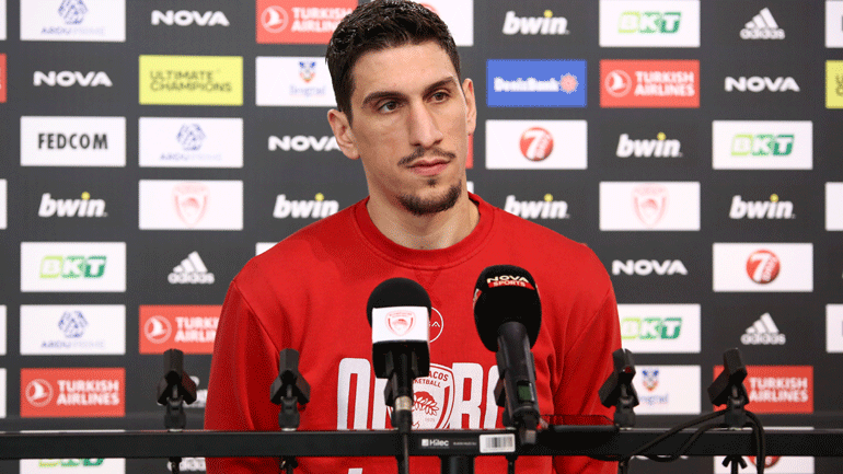 Λαρεντζάκης: «Όπως με Παναθηναϊκό και με Αρμάνι»