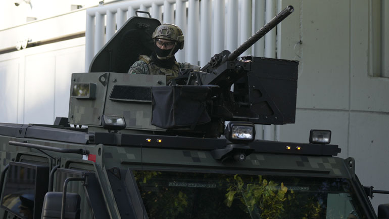 Μακελειό στο Μεξικό: Τουλάχιστον 29 άνθρωποι σκοτώθηκαν στην επιχείρηση για τη σύλληψη του γιού του ‘El Chapo’